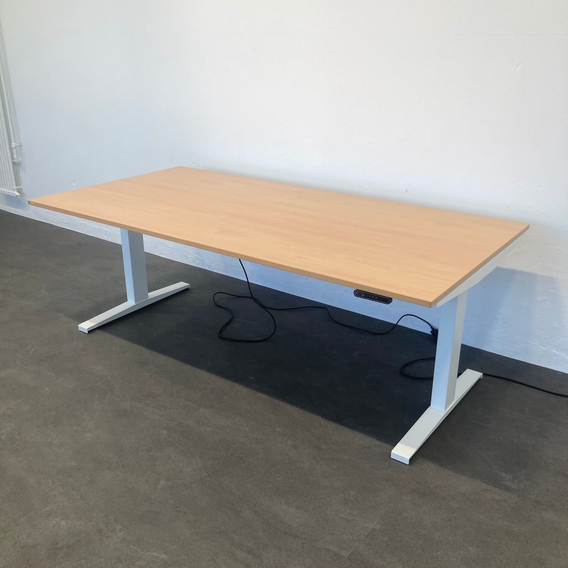 MC Office Shop MC Stand V2 Sitz-Steh Schreibtisch seitliche Ansicht - 6039884