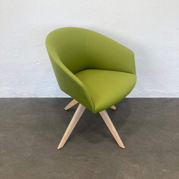 Andreu World Brandy SO2997 Armchair