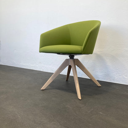 Andreau World Brandy SO2997 Armchair seitliche Ansicht von unten rechts - 6039994