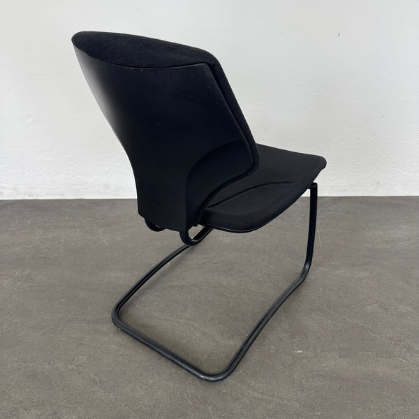 Giroflex G64 Freischwinger