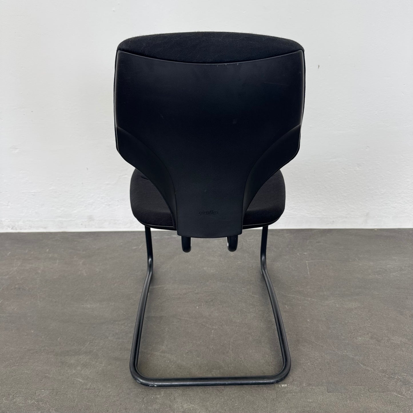 Giroflex G64 Freischwinger von hinten - 6040016