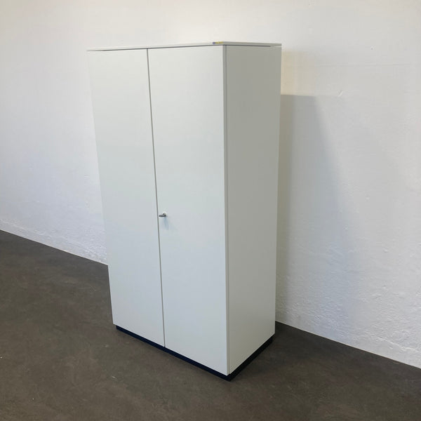 Bene Cube Flügeltür-Aktenschrank - 4-OH mit Schlüssel - Weiss