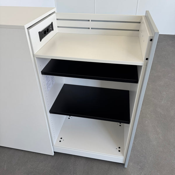 Steelcase Apothekerschrank Öffnung links - mit Schlüssel