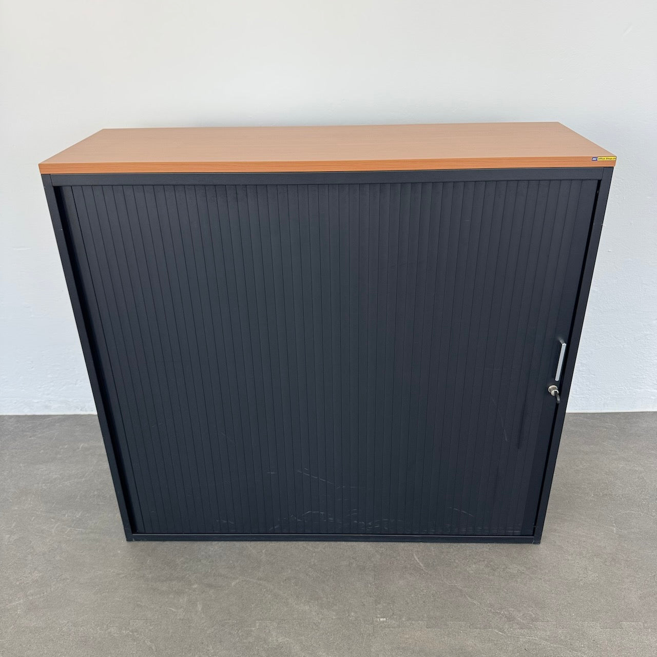 Lista Office Storage Lateralschrank Metall Schwarz mit Holzdeckblatt - 6040029