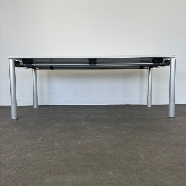 HAWORTH Fifty Schreibtisch 1800x800mm - Lichtgrau