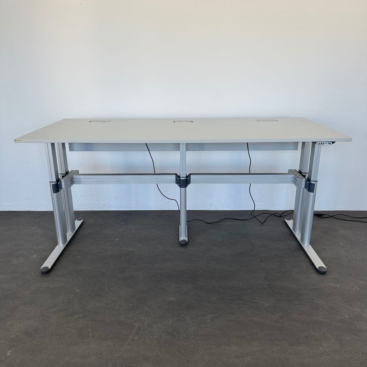 Haworth TC4000 Sitz-Steh-Schreibtisch Spanplatte Lichtgrau - 604032