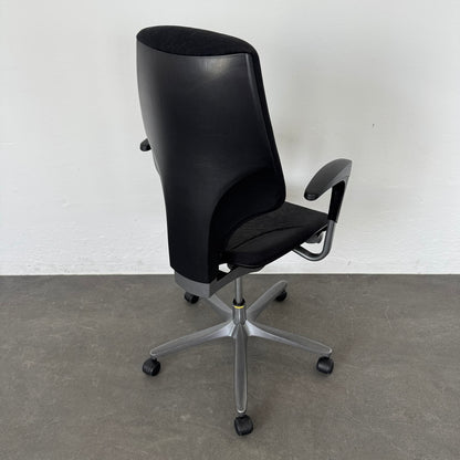 Giroflex G64 Bürodrehstuhl mit Rückenlehne - 6040050