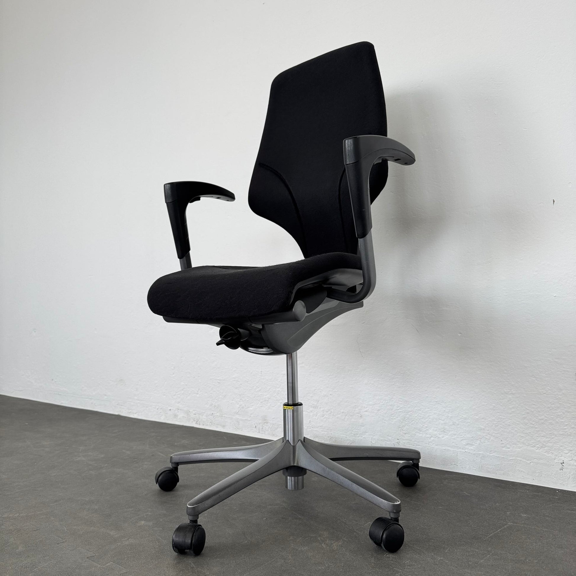 Giroflex G64 Bürodrehstuhl Ansicht Höhenlift - 6040050