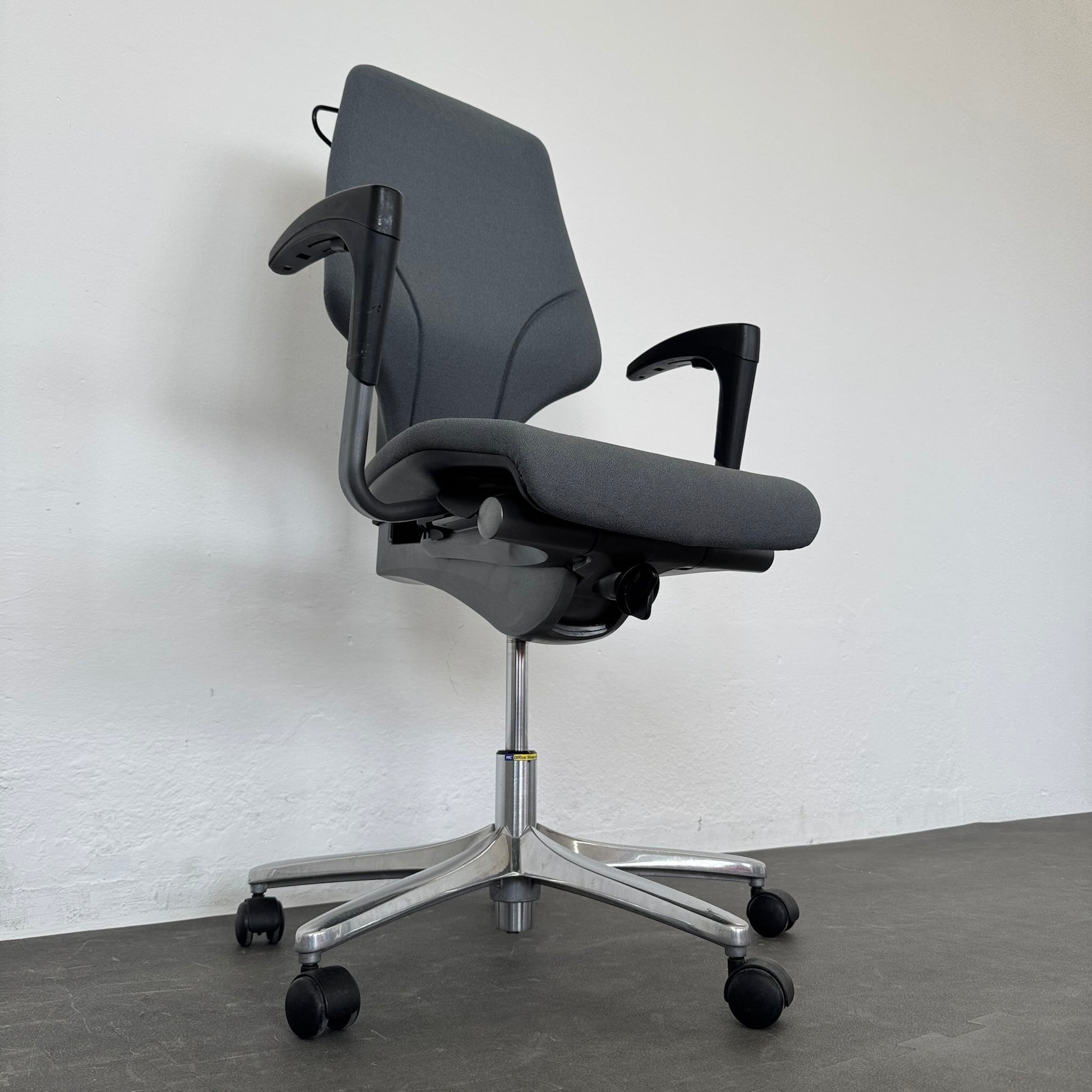 Giroflex G64 Bürodrehstuhl Ansicht Mechanik - 6040051
