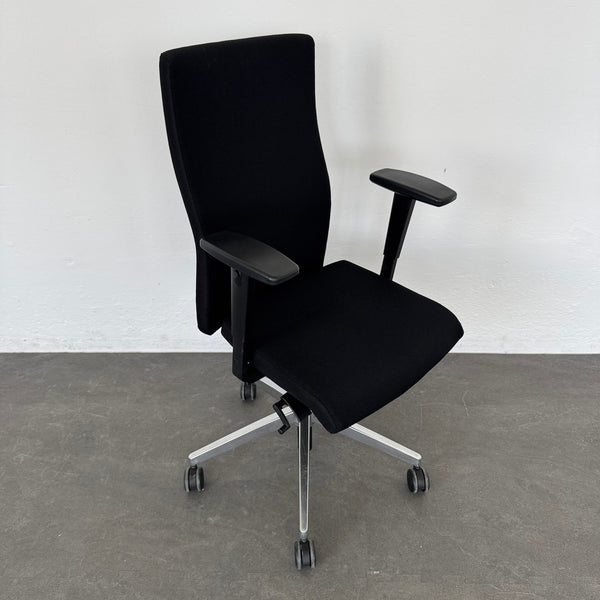 Züco Cubo Bürodrehstuhl mit Armlehnen - Schwarz-Chrom