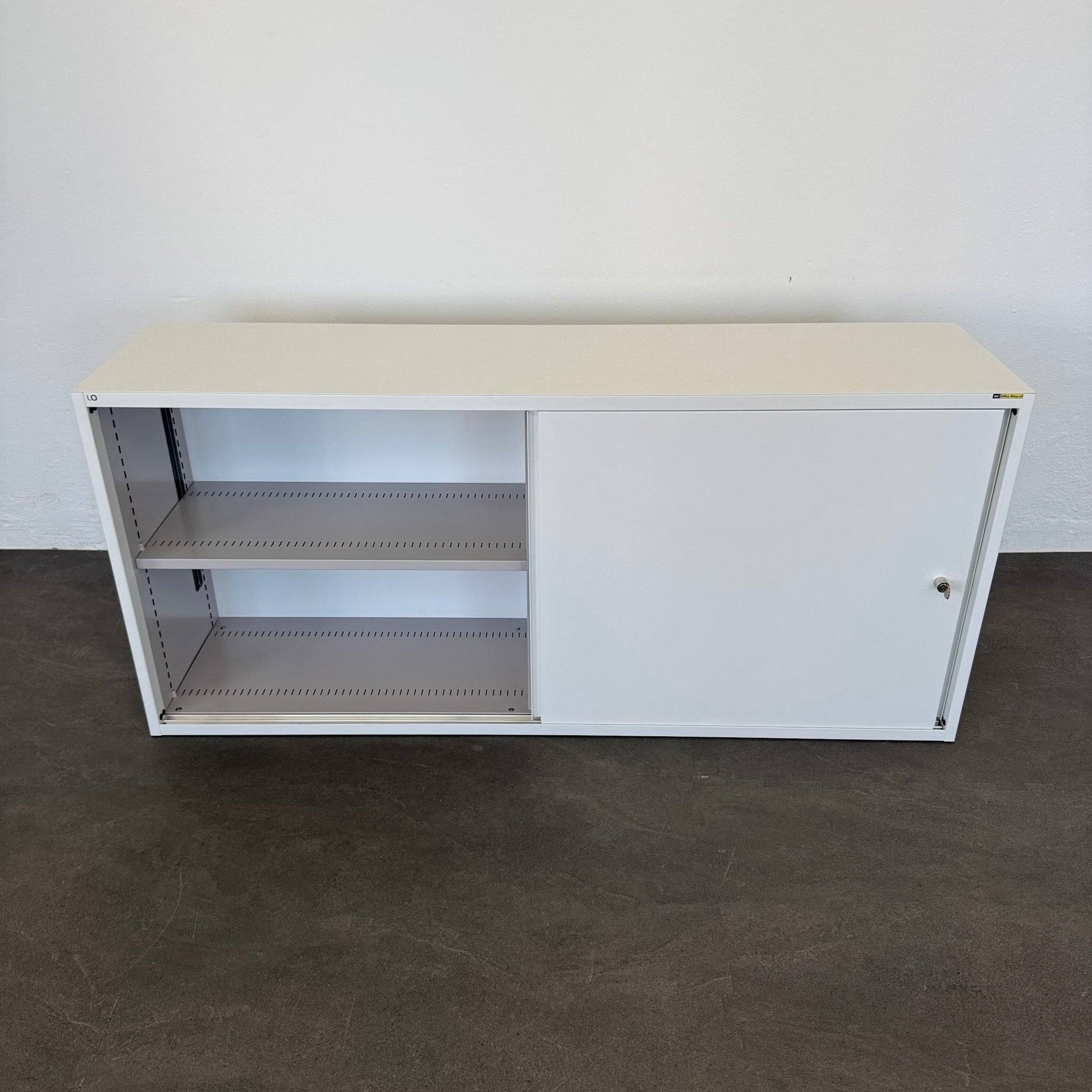 Lista Office LO Storage Schiebetür-Aktenschrank für 2 Ordner-Reihen - 6040055