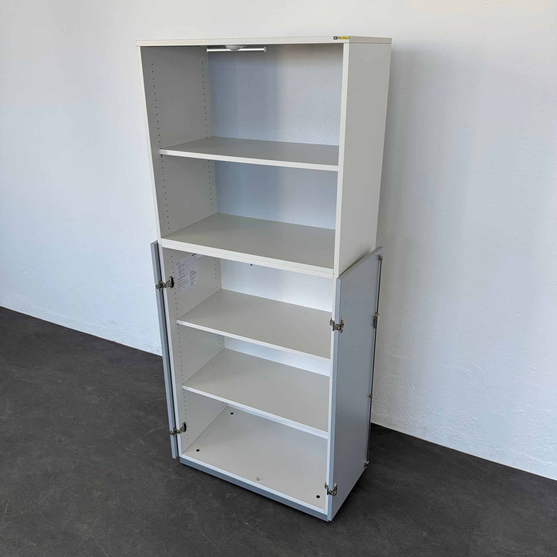 Steelcase Share It Kombi-Aktenschrank seitliche Ansicht
