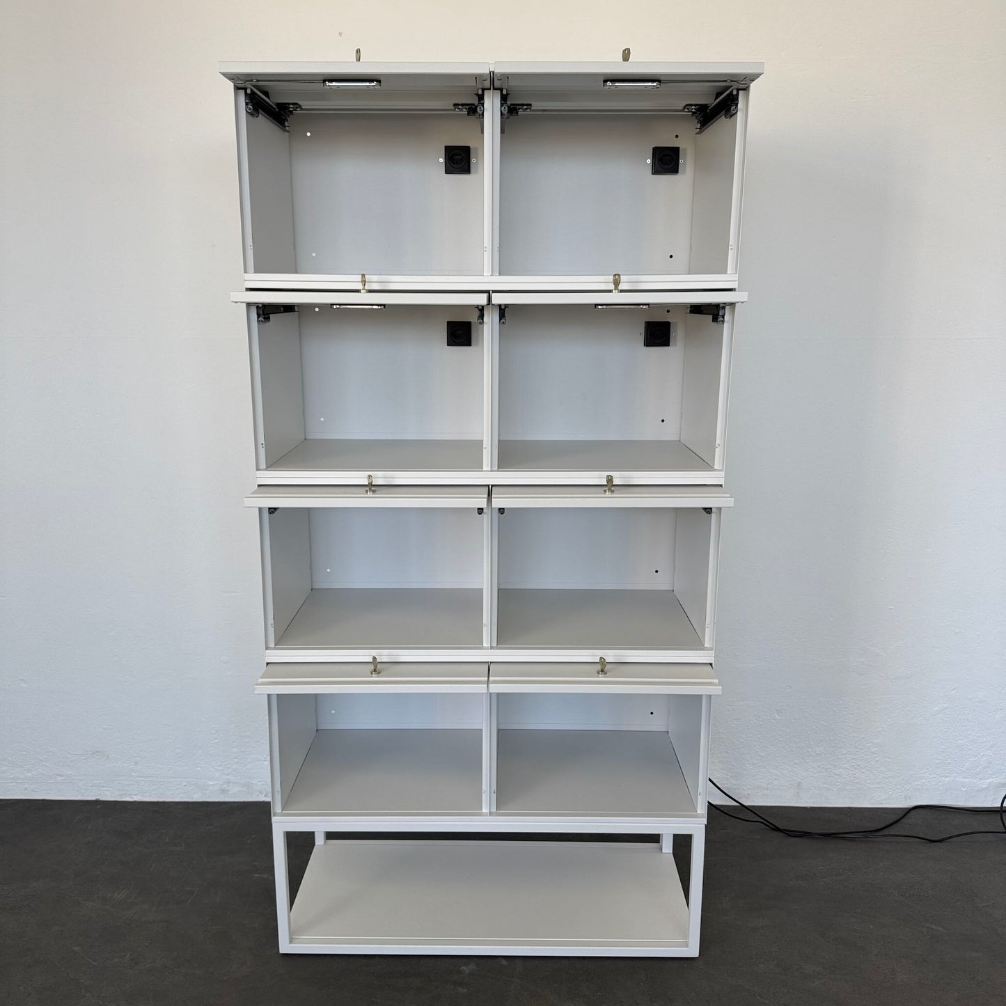 Lista Office LO Locker Garderobenschrank alle Abteile offen - 6040063