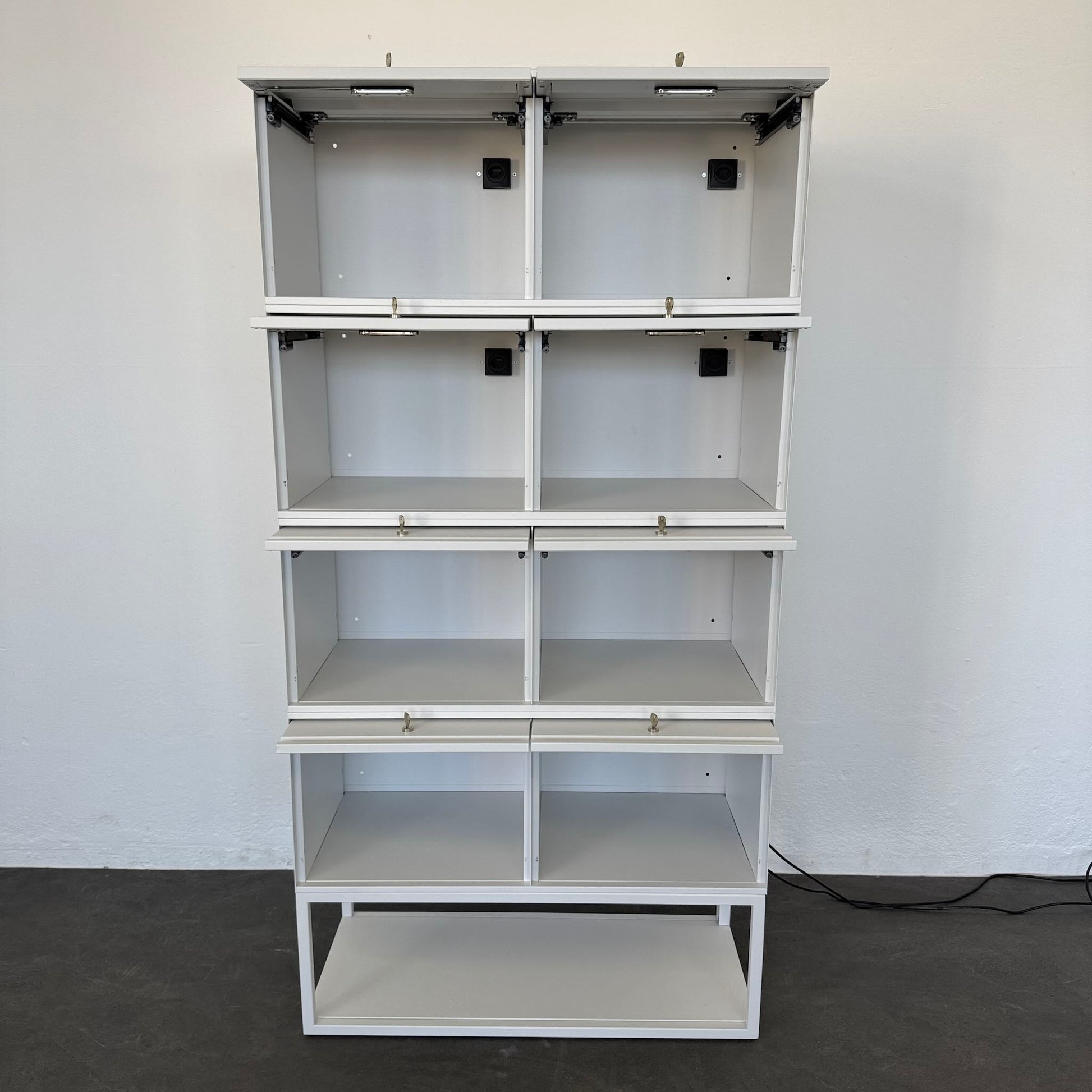 Lista Office LO Locker Garderobenschrank alle Abteile offen - 6040063