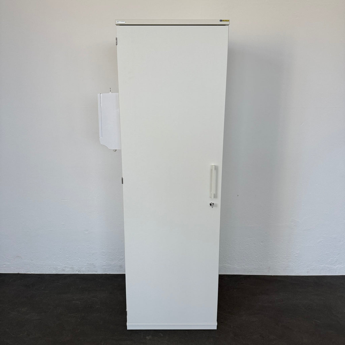 Palmberg Prisma 2 Garderobenschrank aus Spanplatte Weiss - 6040306