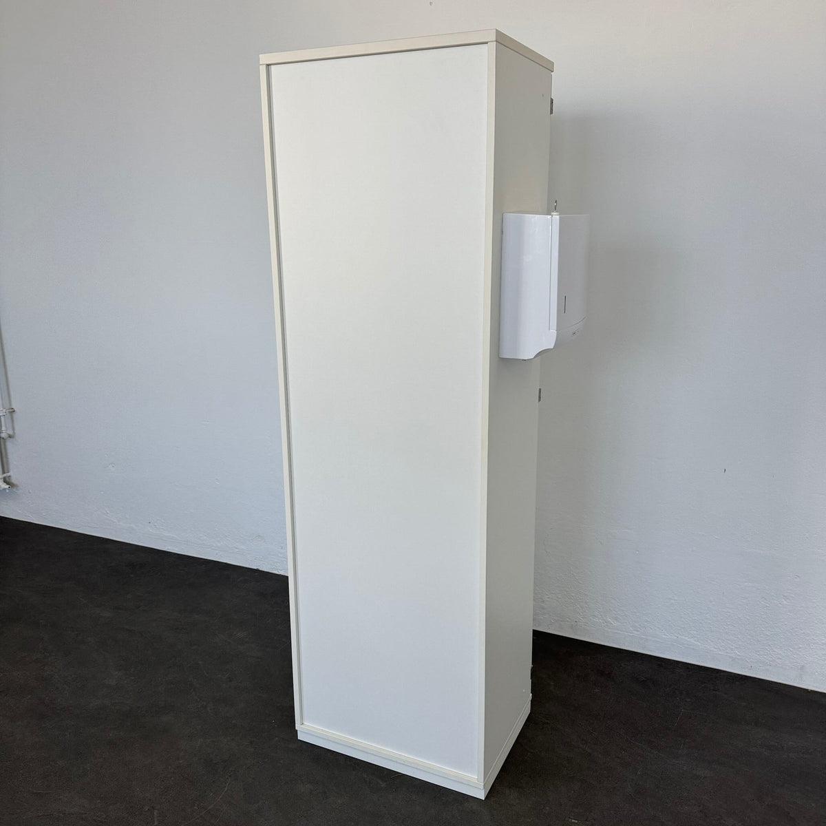 Palmberg Prisma 2 Garderobenschrank  von hinten - 6040306