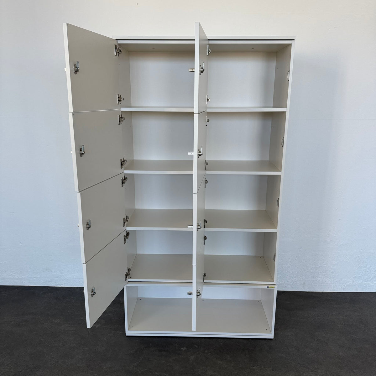 Haworth BeHold Locker Garderobenschrank alle Abteile offen - 6040307