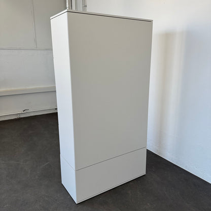 Haworth BeHold Locker Garderobenschrank Ansicht von von der Seite - 6040307