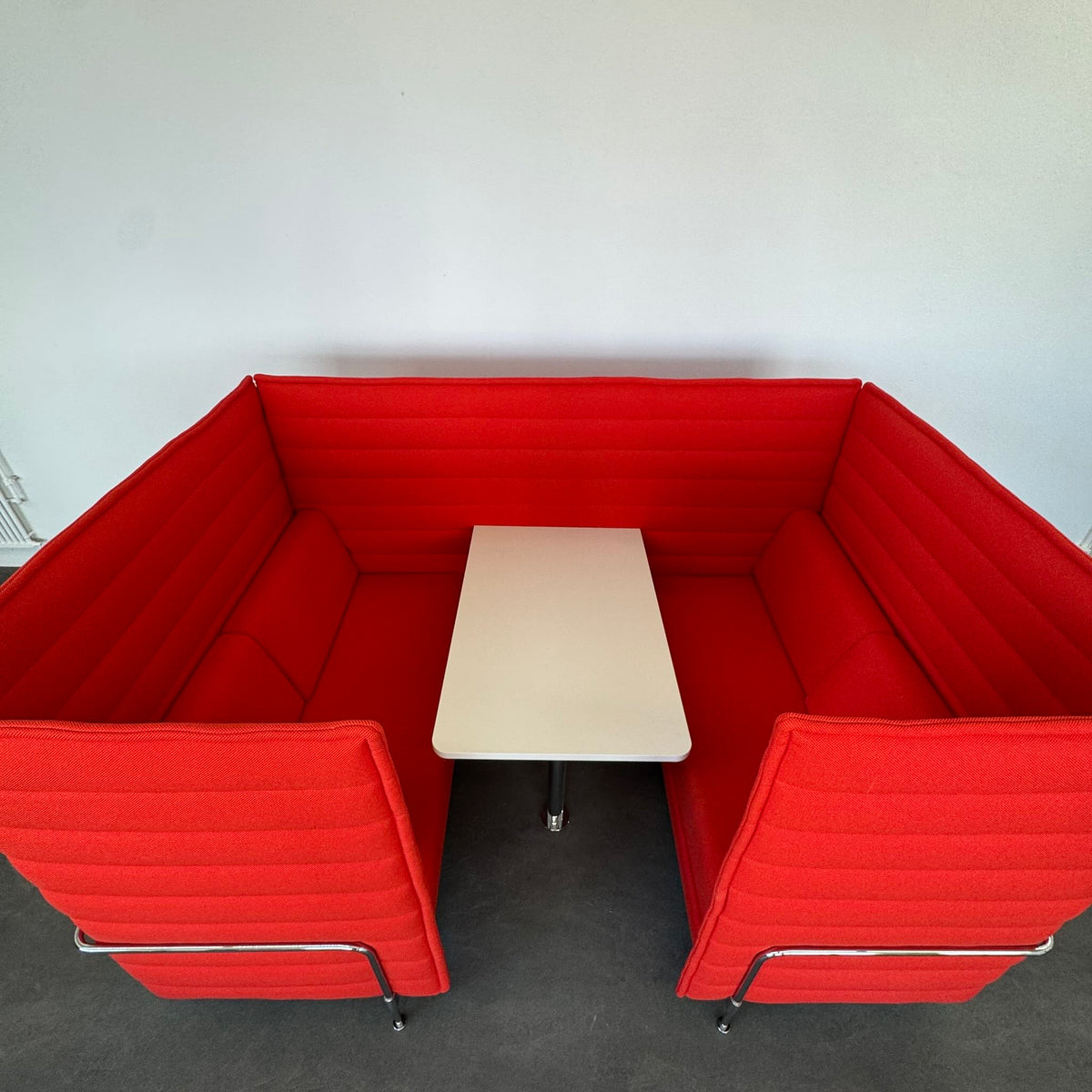 Vitra Alcove Highback Cabin Lounge-Sessel frontale Ansicht von oben - 6040319