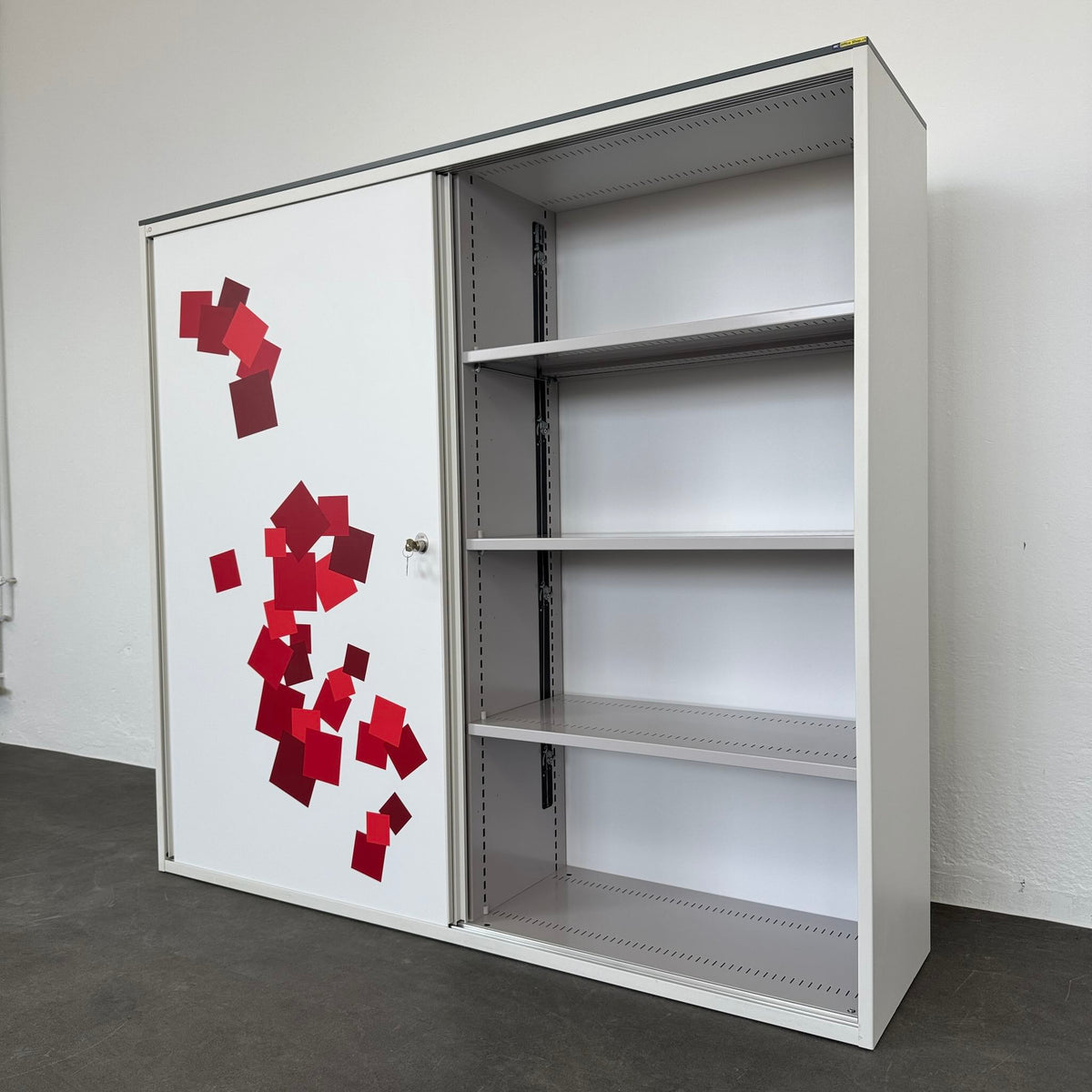 Lista Storage Schiebetür-Aktenschrank Ansicht von der Seite offen - 6040326