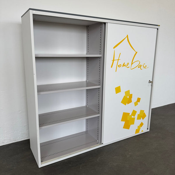 Lista Office LO Storage Schiebetür-Aktenschrank 4-OH - Weiss-Gelb Beschriftung - mit Schlüssel