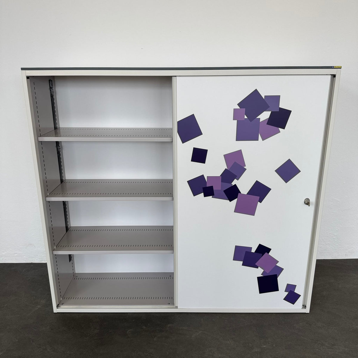 Lista Storage Schiebetür-Aktenschrank für 4 Ordner-Reihen - 6040330