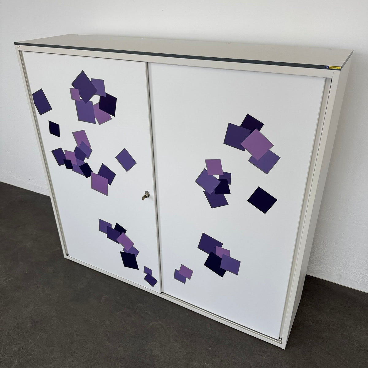 Lista Storage Schiebetür-Aktenschrank mit Schlüssel - 6040330