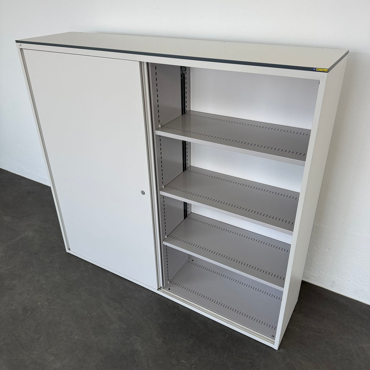 Lista Office LO Storage Schiebetür-Aktenschrank rechte Seite geöffnet - 6040358