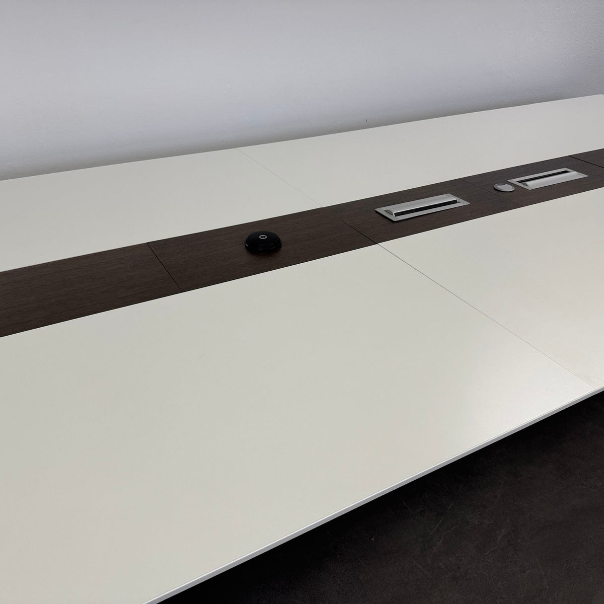 Lista Office LO Motion XXL Sitzungstisch Mitteleinlage Nussbaum - 6040360