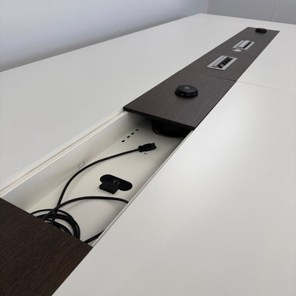 Lista Office LO Motion XXL Sitzungstisch Detailfoto Mitteleinlage - 6040360