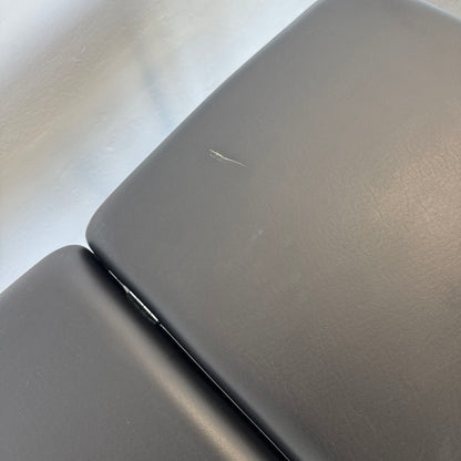 Sport Design Classic Massage-Liege Detailfoto Riss in Kopfstütze - 6040368