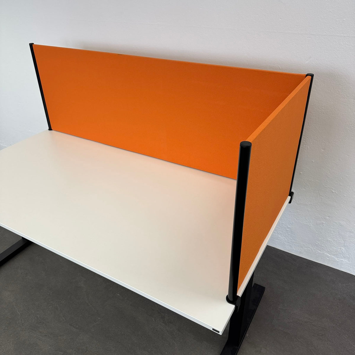 Narbutas Optima Eck-Tischtrennwand für ein poppiges Büro - 6040373