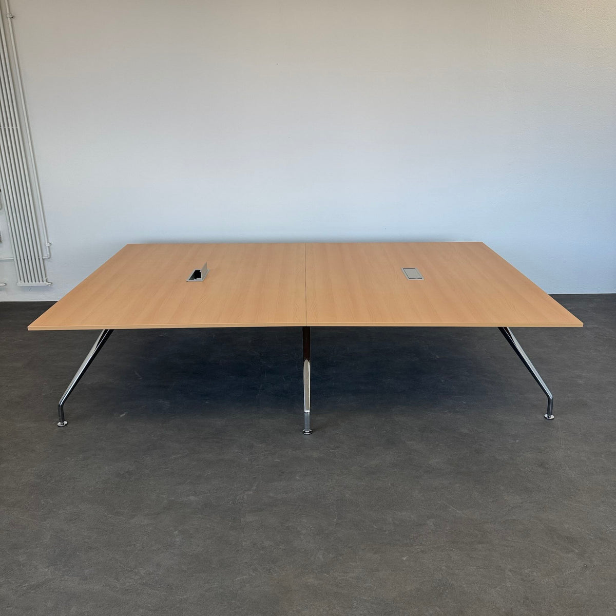 Wilkhahn Graph 300 Special Konferenztisch mit Spanplatte Buchendekor - 6040376