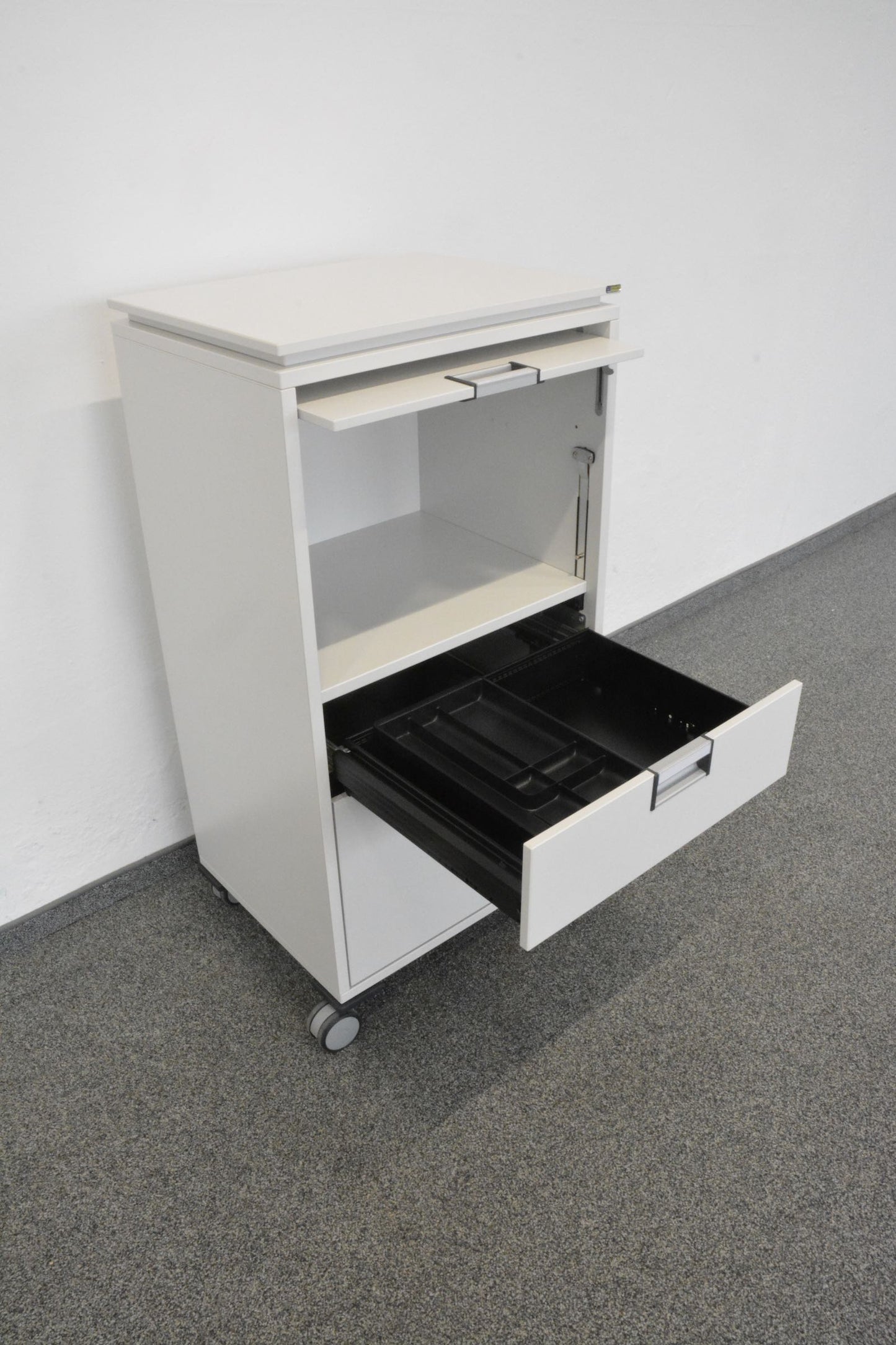 Steelcase Share It Roll-Caddy