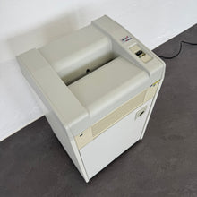 Laden Sie das Bild in den Galerie-Viewer, Dahle Dahle Aktenvernichter 20402 DS Kunststoff Lichtgrau