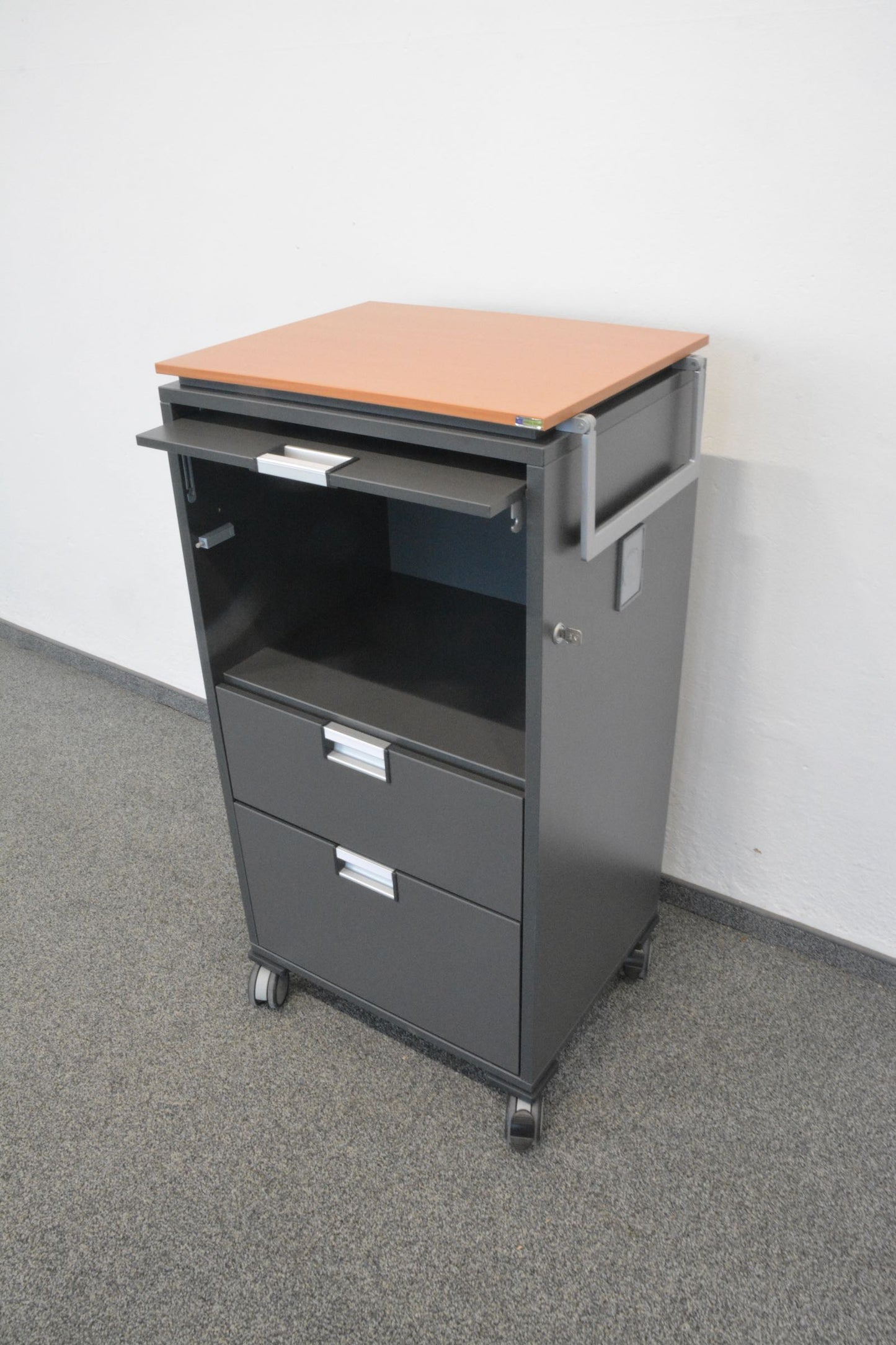 Steelcase Share It Roll-Caddy