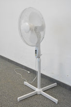 Laden Sie das Bild in den Galerie-Viewer, Migros Classic Standventilator - Kunststoff Weiss