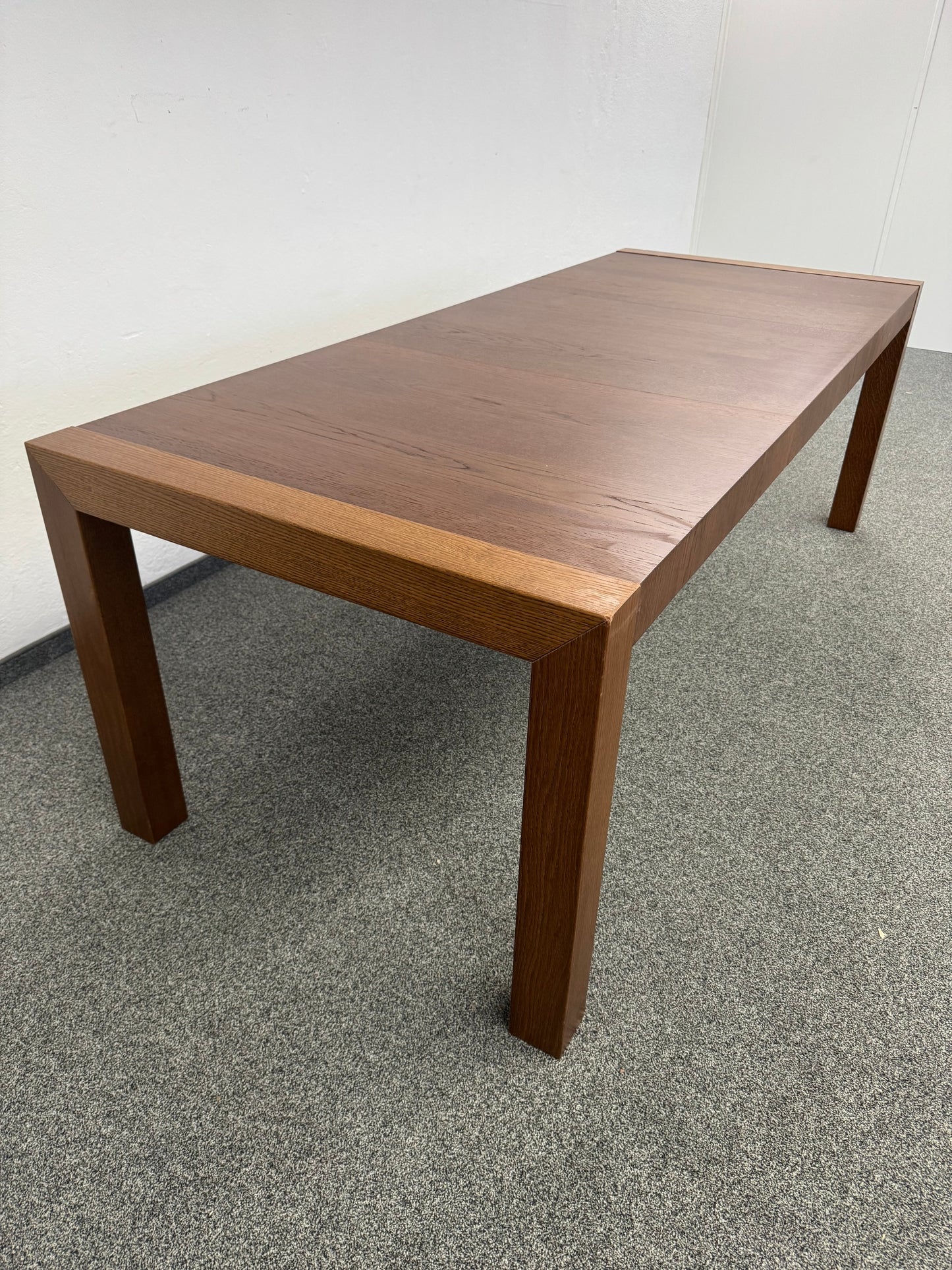 Top Design Wood Design Sitzungstisch