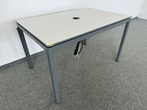 Lista Office Motion Sitzungstisch fixe Höhe von 725mm - 1200x800mm - Spanplatte - Weiss/Anthrazit