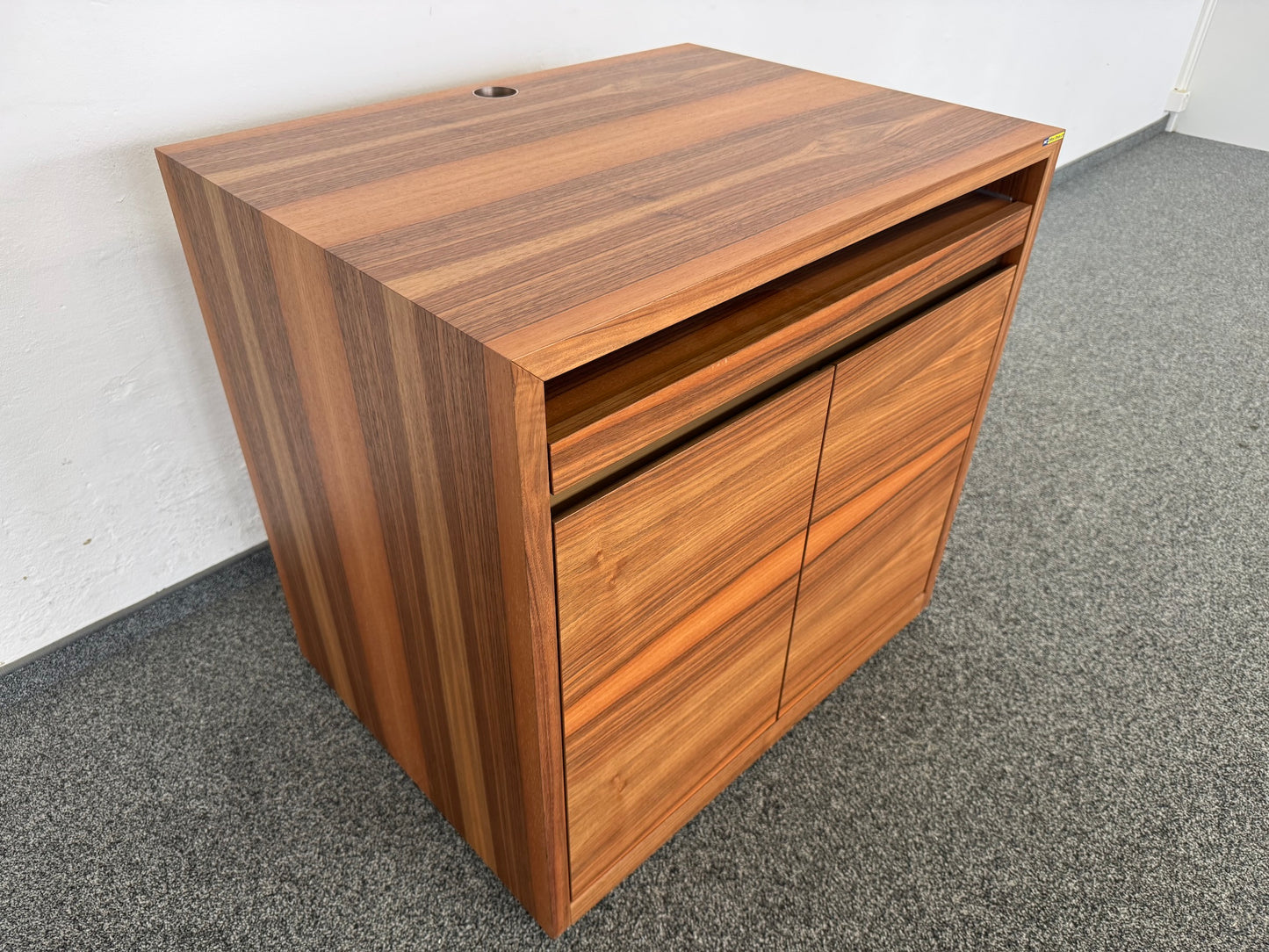 Top Design Exclusiv Roll-Sideboard