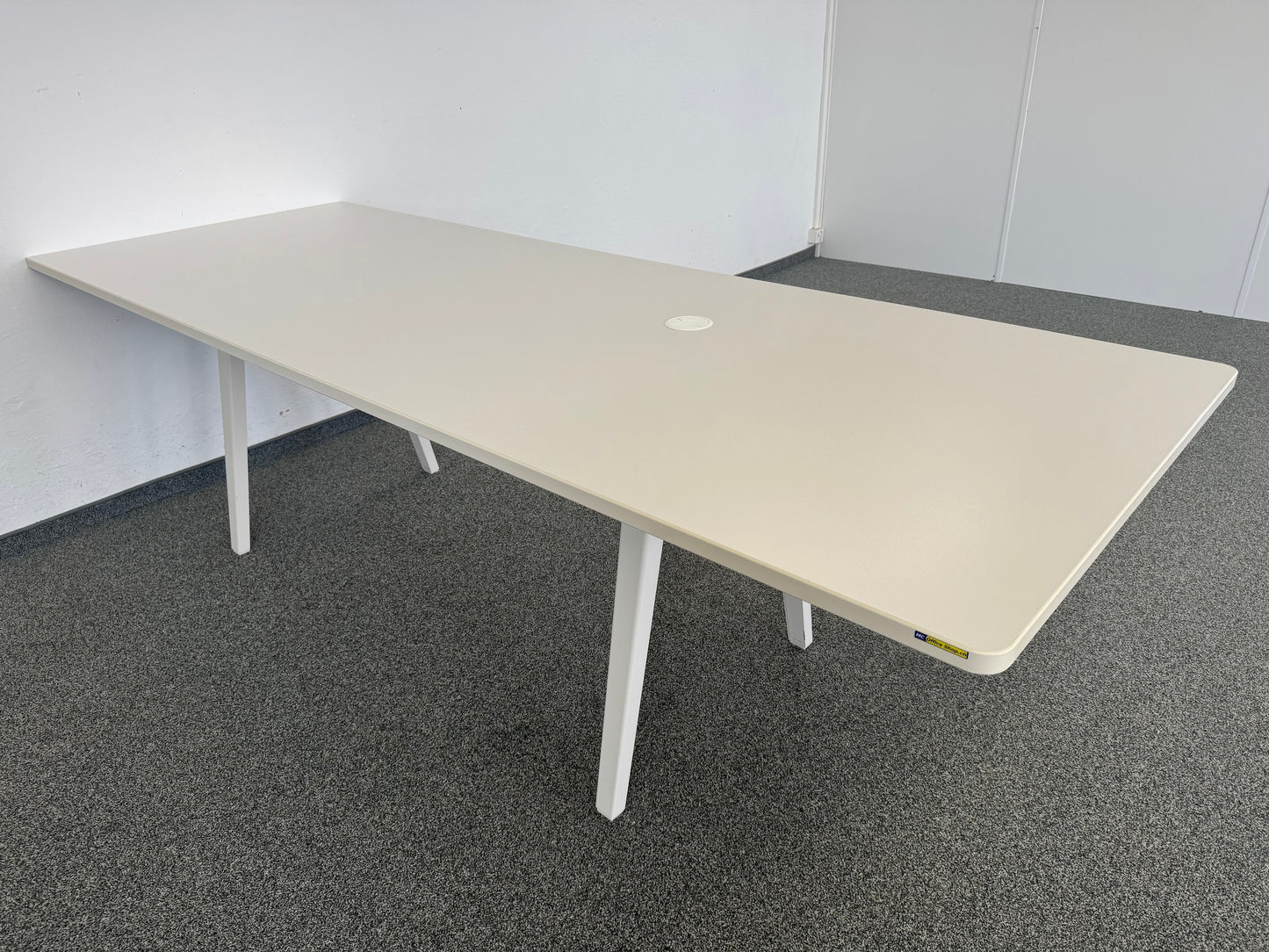Vitra Joyn 2 Meet Sitzungstisch