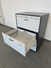 Laden Sie das Bild in den Galerie-Viewer, Elan Euroffice Hängeregisterschrank mit 3 Auszügen mit Schlüssel - 800mm breit - Holz Anthrazit