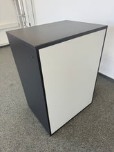 Laden Sie das Bild in den Galerie-Viewer, Elan Euroffice Hängeregisterschrank mit 3 Auszügen mit Schlüssel - 800mm breit - Holz Anthrazit