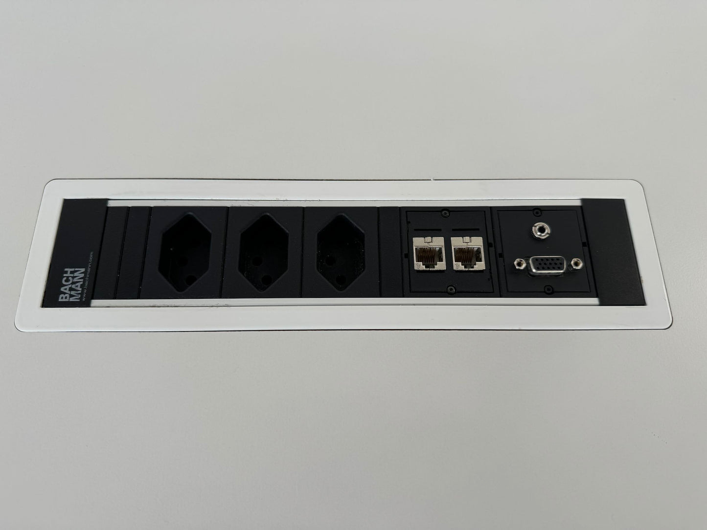 Ergodata Line Desk Sitzungstisch