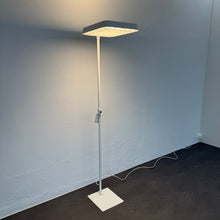 Laden Sie das Bild in den Galerie-Viewer, Eclar FRS LED Indirekt-/Direktleuchte Dimmbar - 67 Watt LED - Metall Weiss