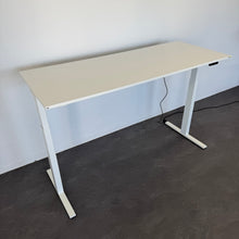 Laden Sie das Bild in den Galerie-Viewer, Lista Office Extend Sitz-Steh Schreibtisch elektrisch höhenverstellbar von 650 -1270 mm - 2000x800mm Spanplatte Weiss