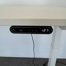 Laden Sie das Bild in den Galerie-Viewer, Lista Office Extend Sitz-Steh Schreibtisch elektrisch höhenverstellbar von 650 -1270 mm - 2000x800mm Spanplatte Weiss