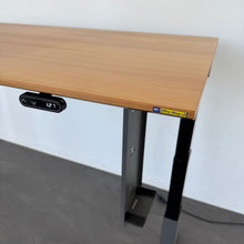 Laden Sie das Bild in den Galerie-Viewer, Lista Office Extend Sitz-Steh Schreibtisch elektrisch höhenverstellbar von 650 -1270 mm - 1800x900mm - Spanplatte Birnbaumfurnier