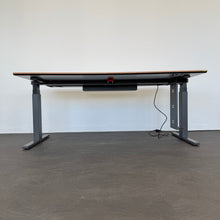 Laden Sie das Bild in den Galerie-Viewer, Lista Office Extend Sitz-Steh Schreibtisch elektrisch höhenverstellbar von 650 -1270 mm - 1800x900mm - Spanplatte Birnbaumfurnier