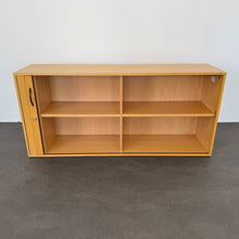 Laden Sie das Bild in den Galerie-Viewer, Elan Euroffice Lateralschrank für 2 Ordner-Reihen 1600mm breit - mit Schlüssel - Spanplatte Buchenfurnier